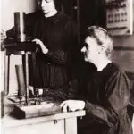 Marie Curie et sa fille Irène