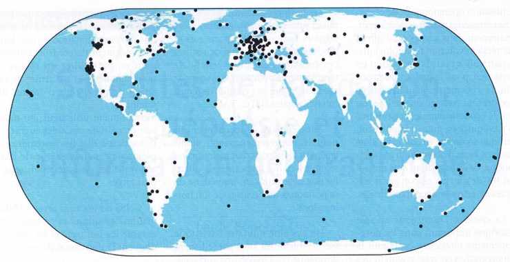 Carte du réseau de poursuite GNSS du service international IGS.