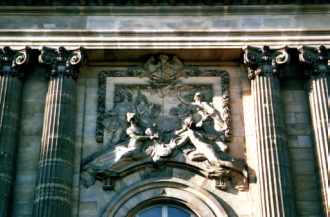Fronton du Grand Palais