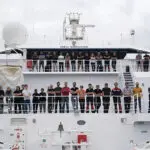 Flotte océanographique française : membres de l’équipage et scientifiques à bord du navire océano­graphique Pourquoi pas ? au retour de la campagne Momarsat. © Ifremer / E. Lenglemetz