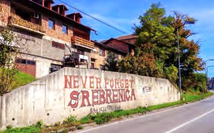 « Never forget Srebrenica. »