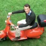 Ghislain LESTIENNE en scooter électrique