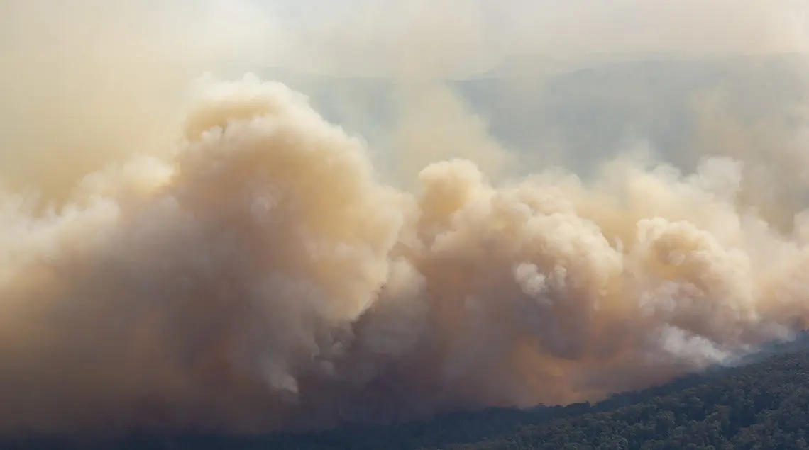 Polluants dans l'atmosphère suite aux incendies de forêt en Australie