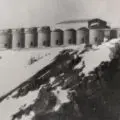 1. Le fort du Chaberton en construction à l’été 1907.