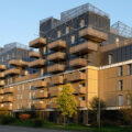 Livré en 2019 à Strasbourg, Sensation est un complexe de logements et commerces bas carbone illustrant la démarche de décarbonation de Bouygues Immobilier.